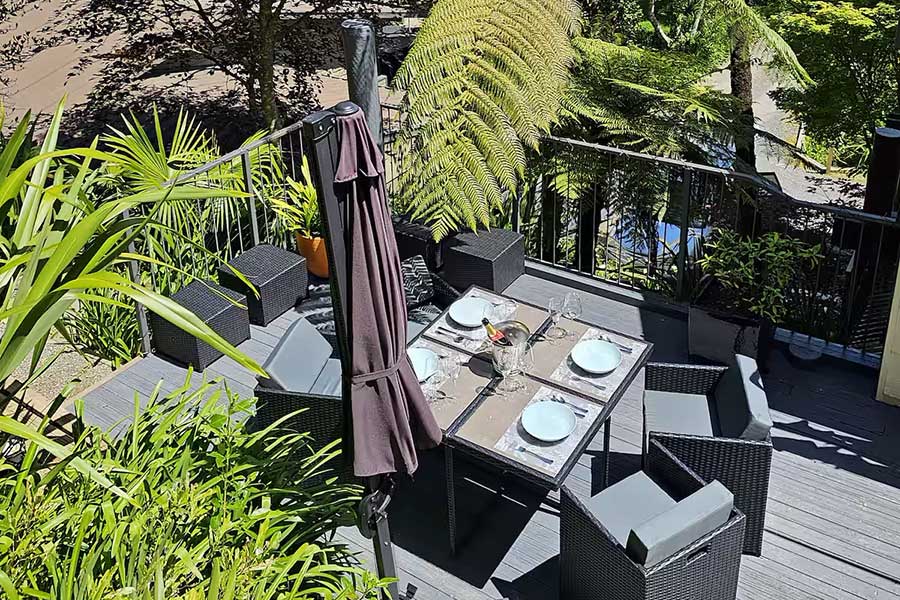 Private Getaway for 2 Surrounded by Native Bush